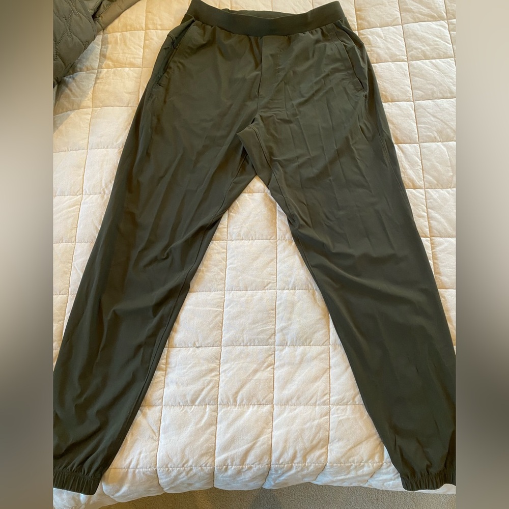 Men's Lululemon Surge Jogger - Dark Olive (Green) - Small